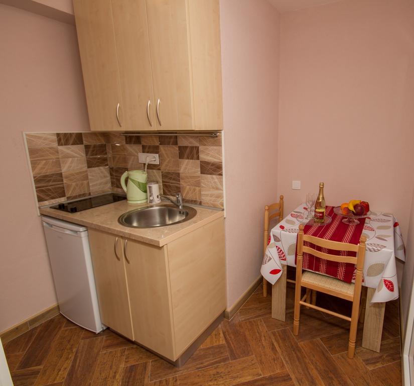 Apartments Bellavista Луштица Экстерьер фото